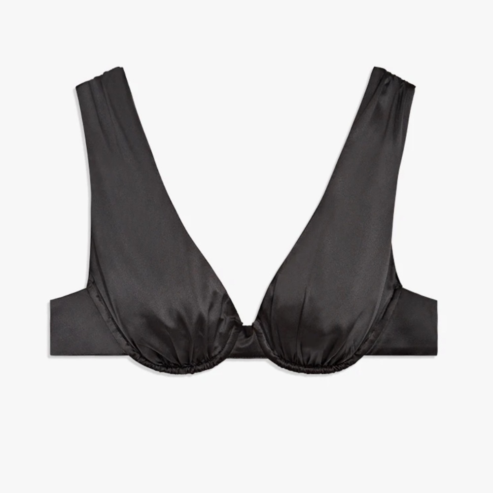 WeWoreWhat Underwire V-Neck Charmeuse Top